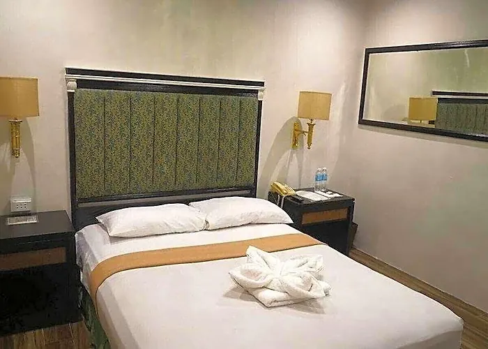 Windy Ridge Malate 3* マニラ市