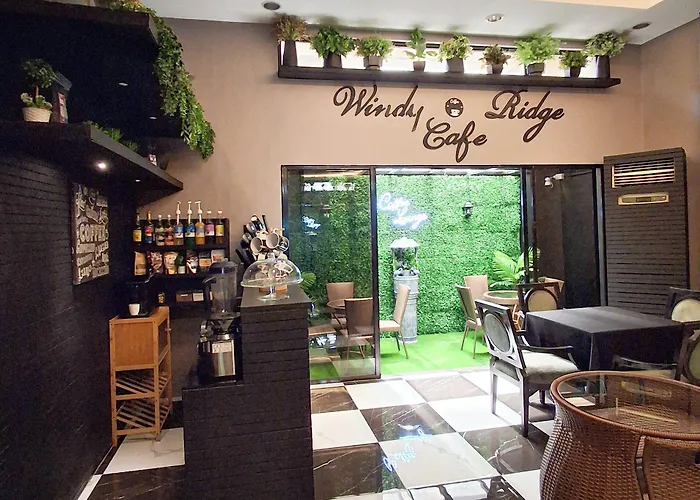 Windy Ridge Malate ホテル 3*